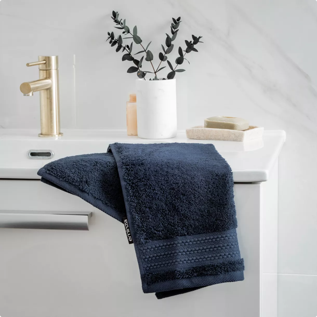 Serviette de bain coton bio (30 x 50 cm) Garance Bleu nuit 1