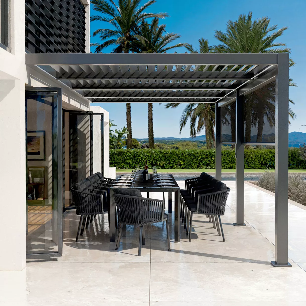 Bioklimatologische aangebouwde gemotoriseerde aluminium pergola (3 x 6 m) LED - Antraciet