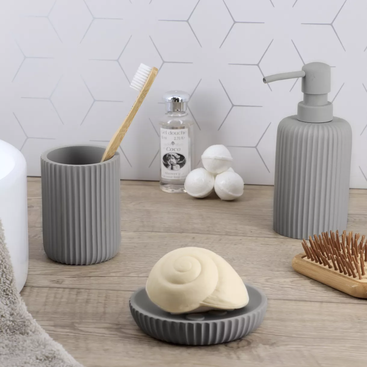 eminza Set d'accessoires salle de bain résine Strié Gris