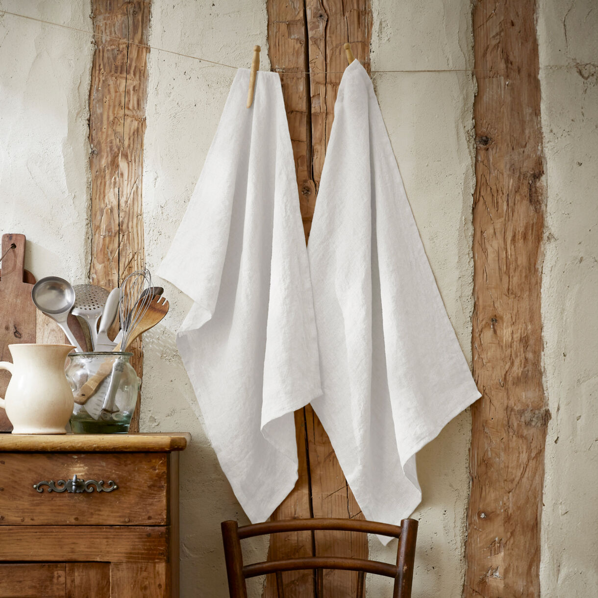 2er Set Handtücher aus gewaschenem Leinen (70 cm) Louise Weiß 1