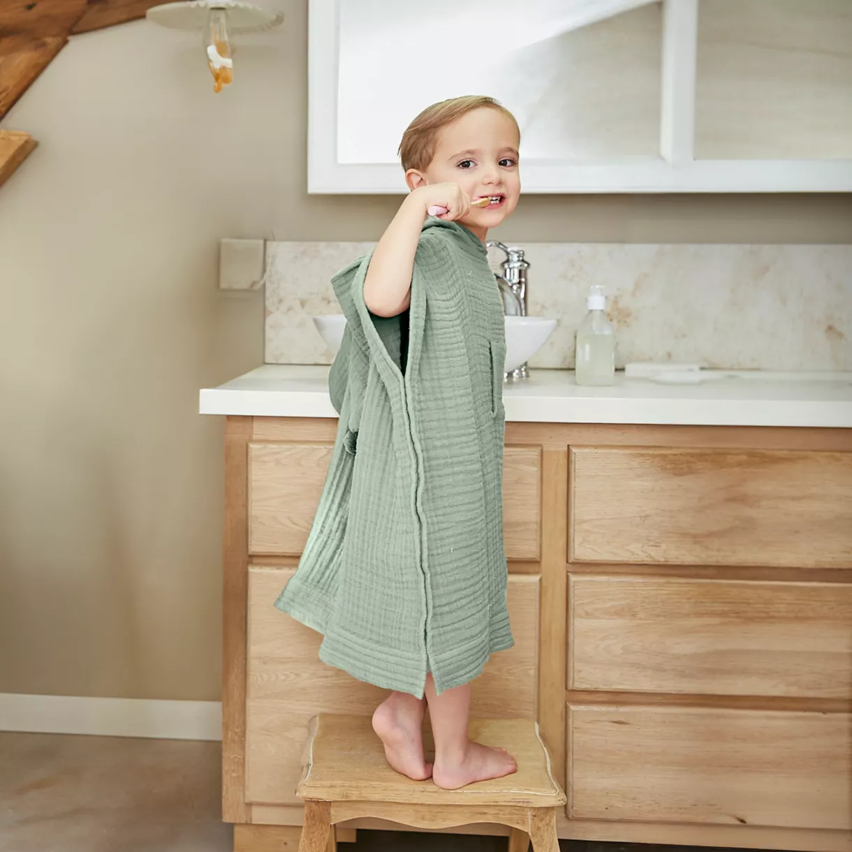 Poncho de bain enfant gaze de coton 6/10 ans Gaïa Vert eucalyptus