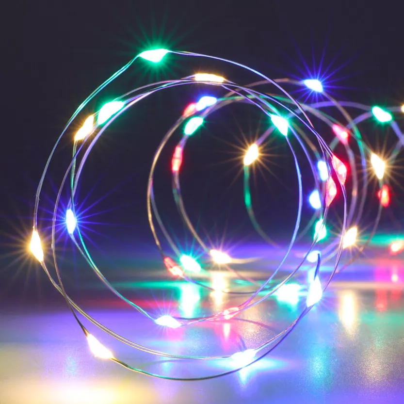 GUIRLANDE MICRO LED INTERIEUR EXTERIEUR 8 FONCTIONS ET TIMER A PILES FIL ARGENT 80LED IP44 MULTI C