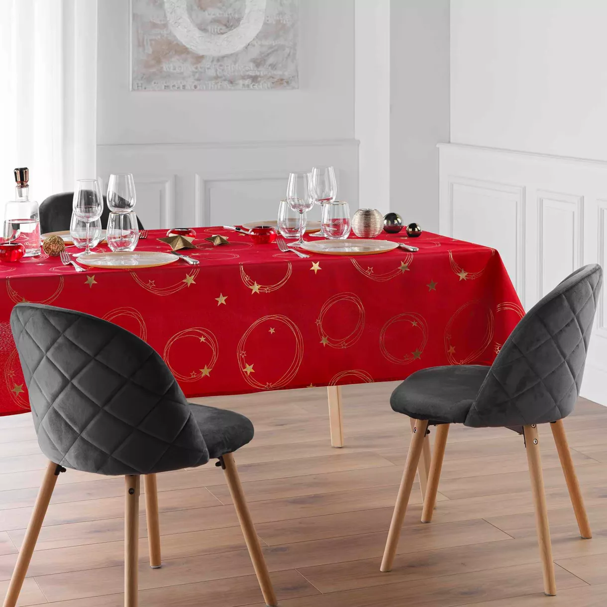 Rechthoekig Kerst tafelkleed vlekbestendig (150 x 300 cm) Rode Ster en goud