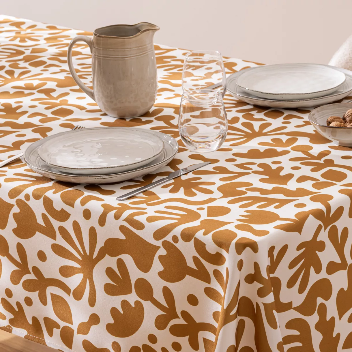 Mantel rectangular antimanchas (140 x 240 cm) Jolan Amarillo ocre