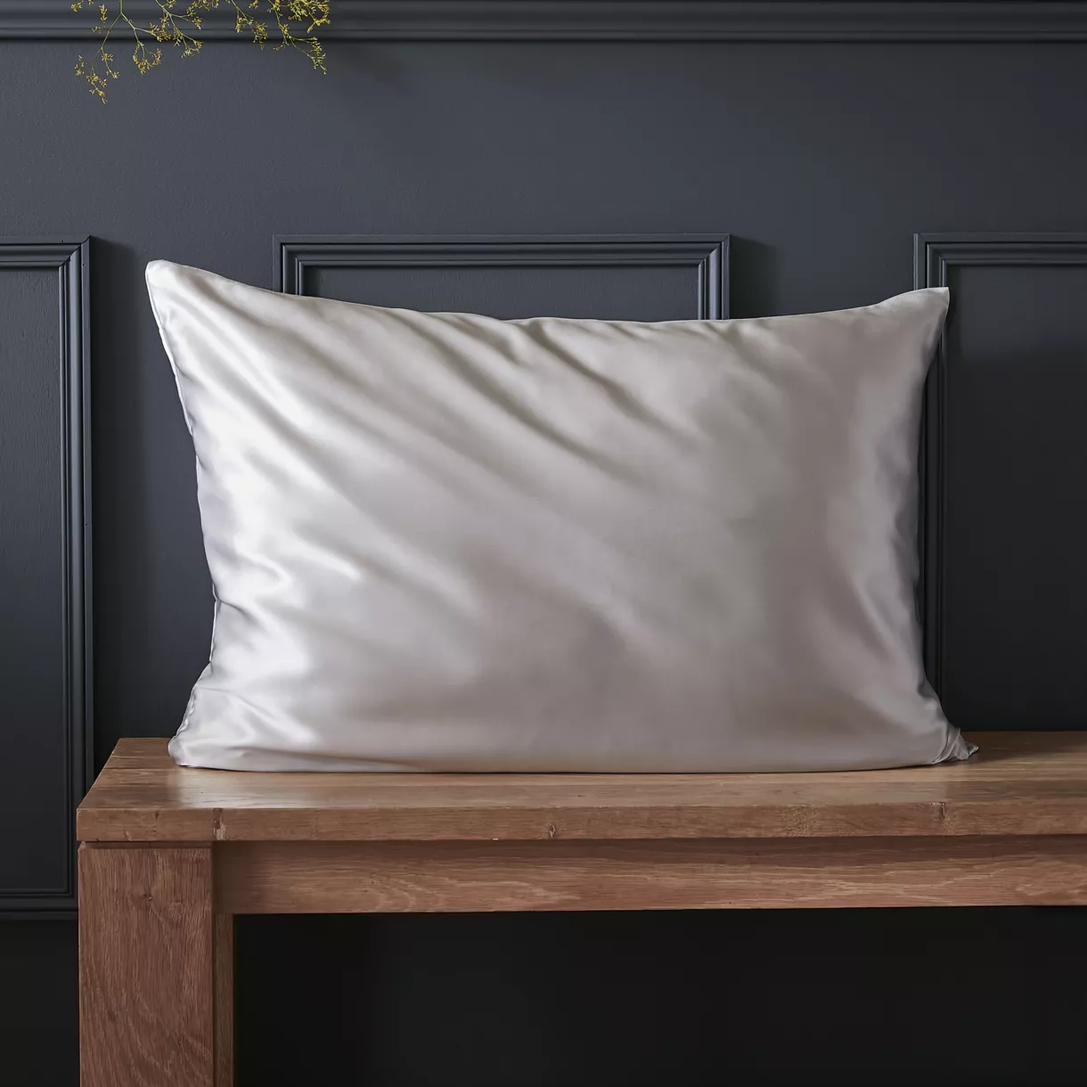 Taie d'oreiller rectangulaire soie de mûrier (50 x 80 cm) Mizuki Gris clair