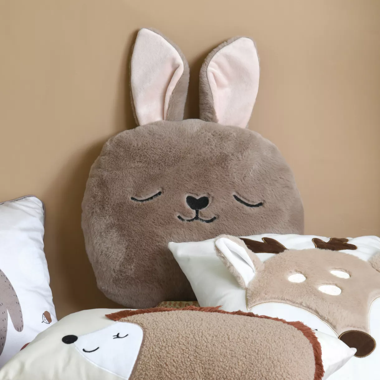 eminza Coussin enfant rond (35 cm) Gabin Marron