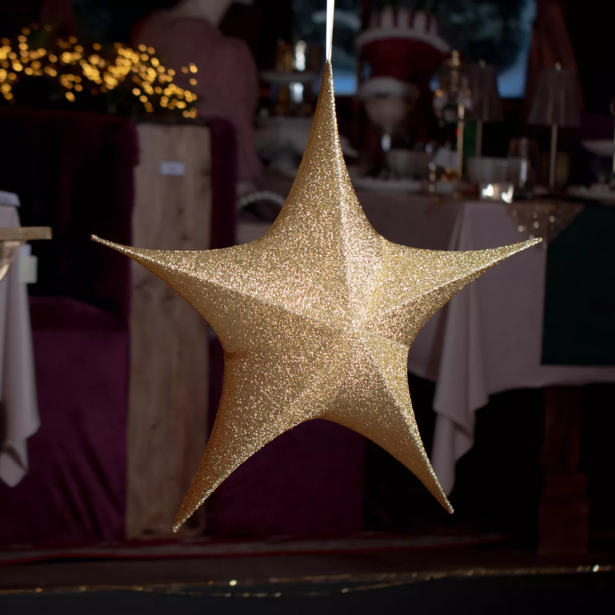 Etoile de Noël à suspendre (D80 cm) Christmas Or