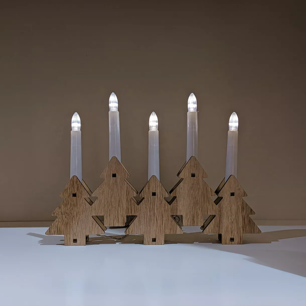 Décor lumineux à piles 5 LED (H21 cm) Sapins bougies Blanc chaud