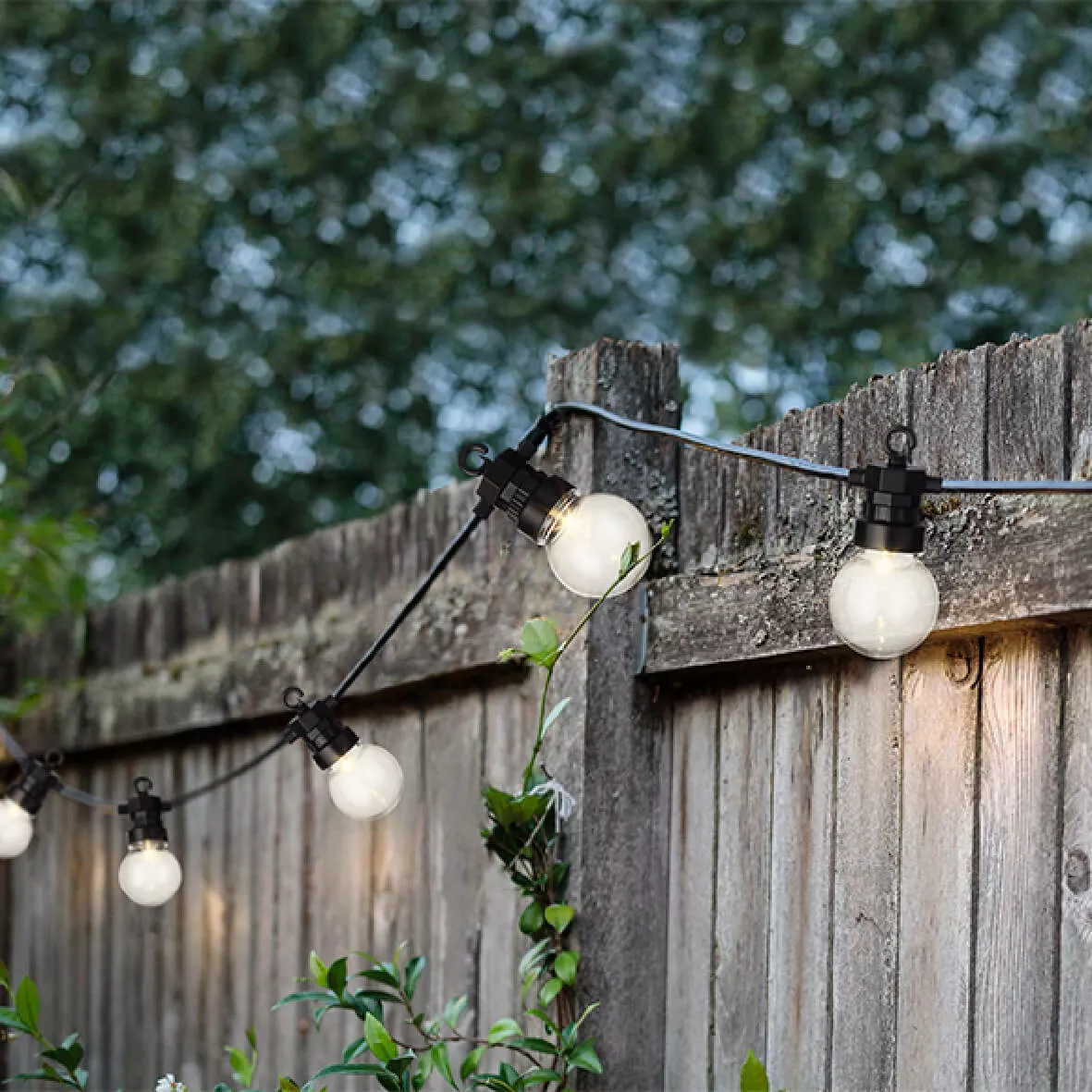 1 GUIRLANDE GUINGUETTE  LED PREMIUM lumiere fete extŽrieur 950cm-20L noir/blanc chaud