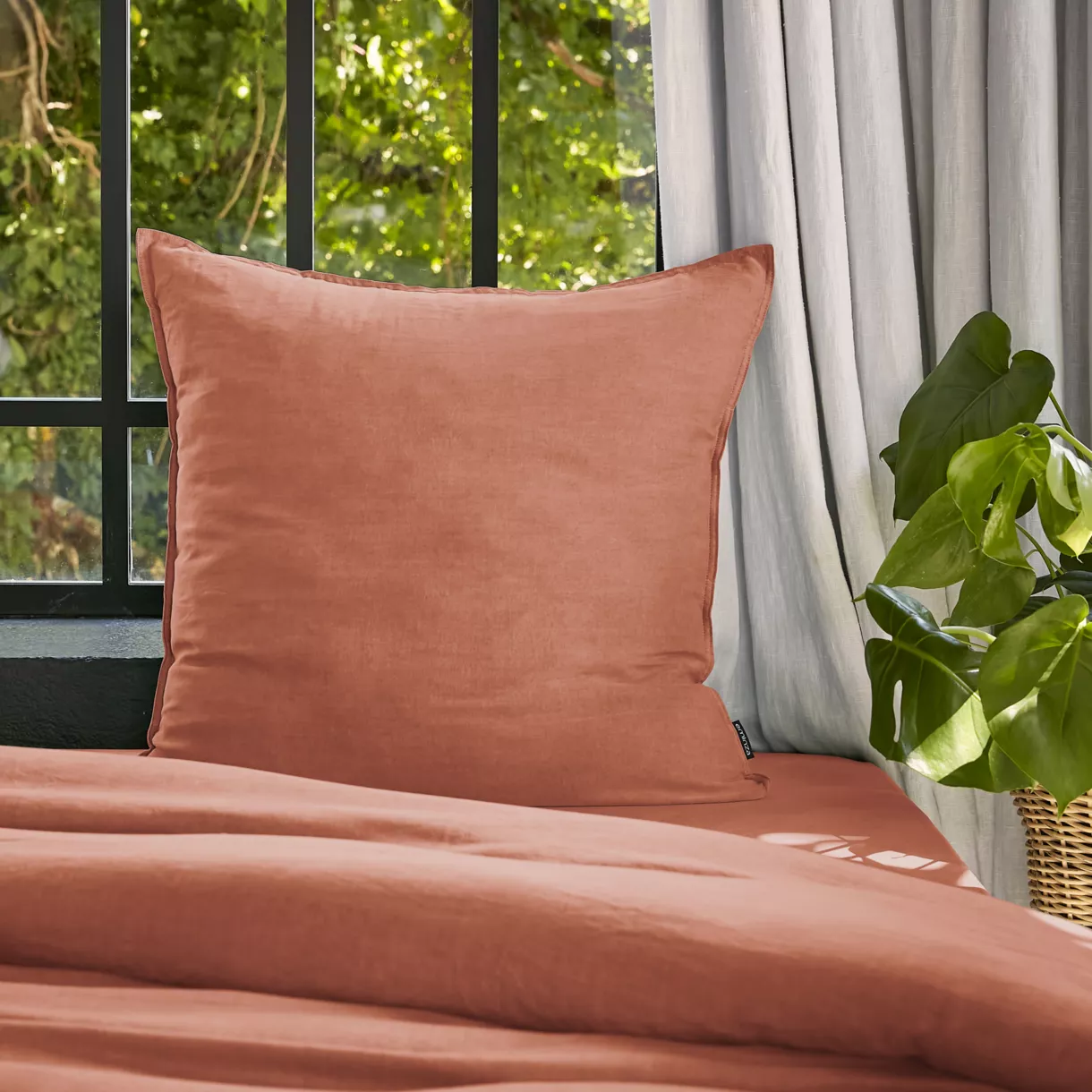 Funda de almohada cuadrada lyocell Tencel™ lavado (63 x 63 cm) Olivia Terracota