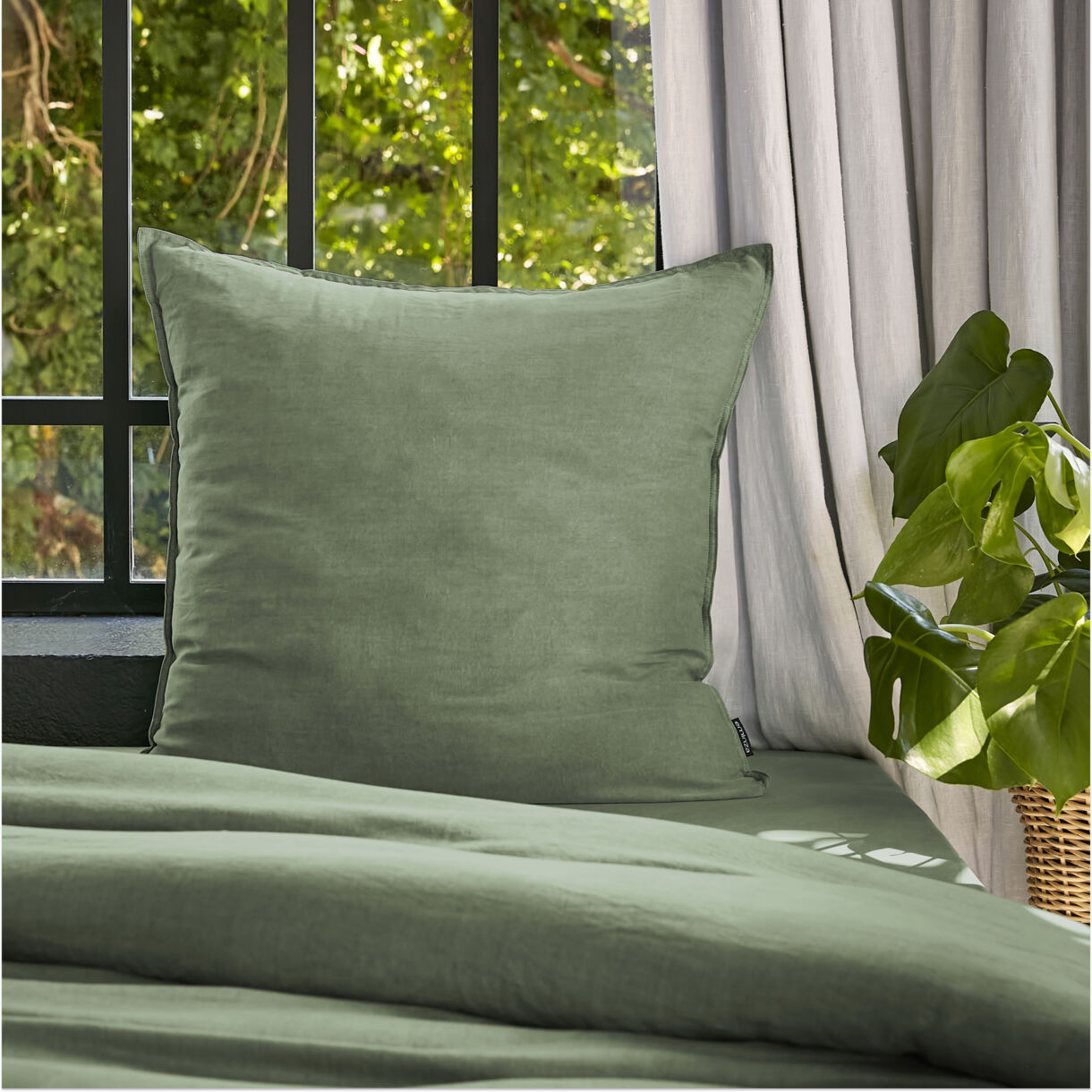 Federa per cuscino letto quadrata in lyocell Tencel™ lavata (63 x 63 cm) Olivia Verde rosmarino