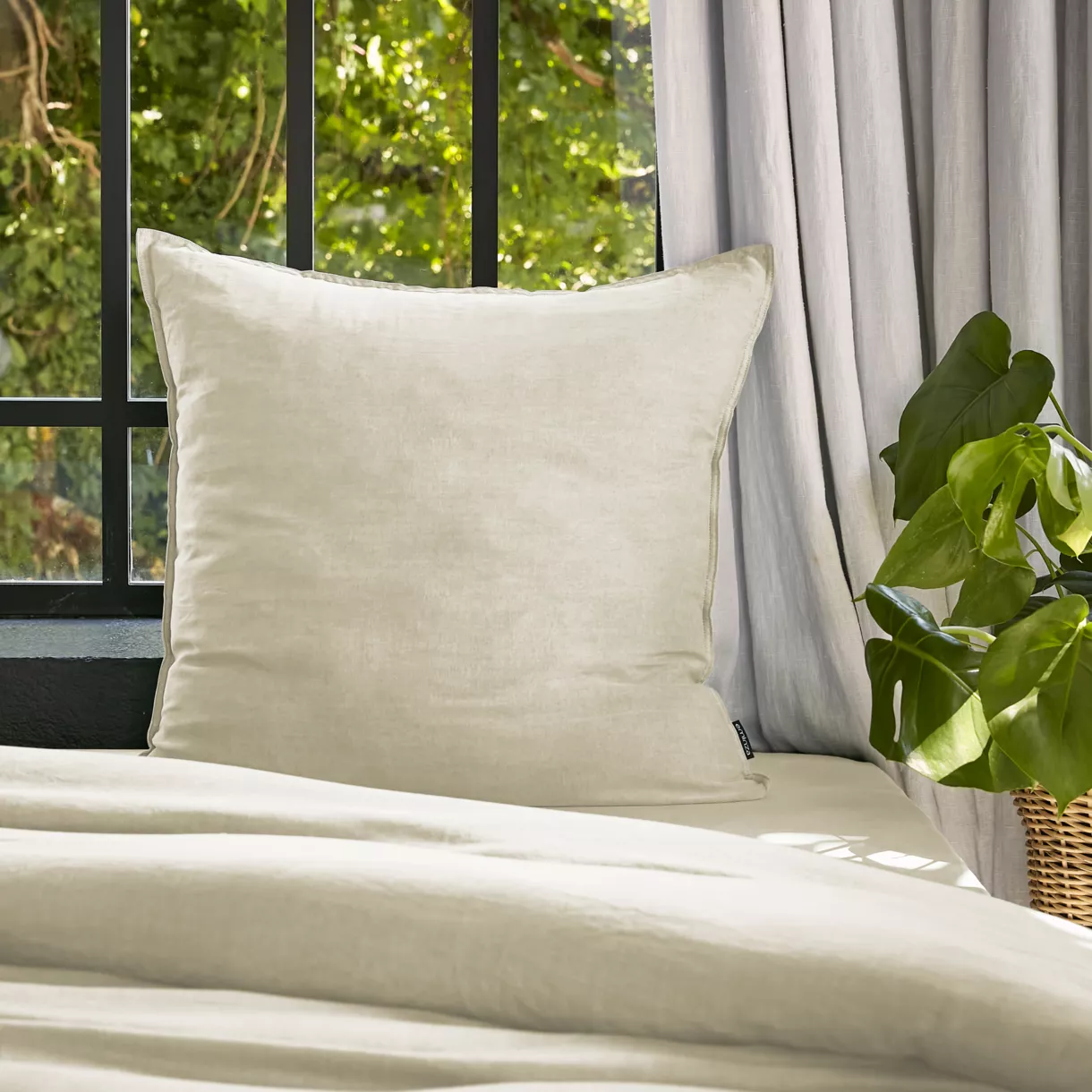 Funda de almohada cuadrada lyocell Tencel™ lavado (63 x 63 cm) Olivia Beige pampa