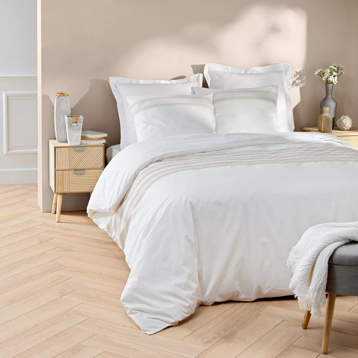 Parure 3 Pices (240 x 220 cm) Opera, 100 % Coton avec Fils Teints BrodŽs