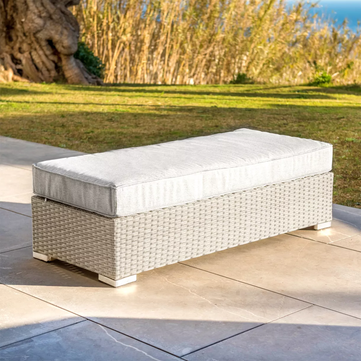 Banquette en résine tressée 2 places Palma Gris et taupe