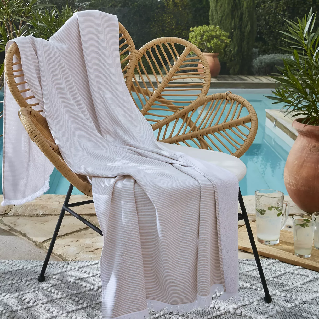 Fouta avec franges 95 x 180 cm Coton tissŽ teint + Žponge NAèL Corail