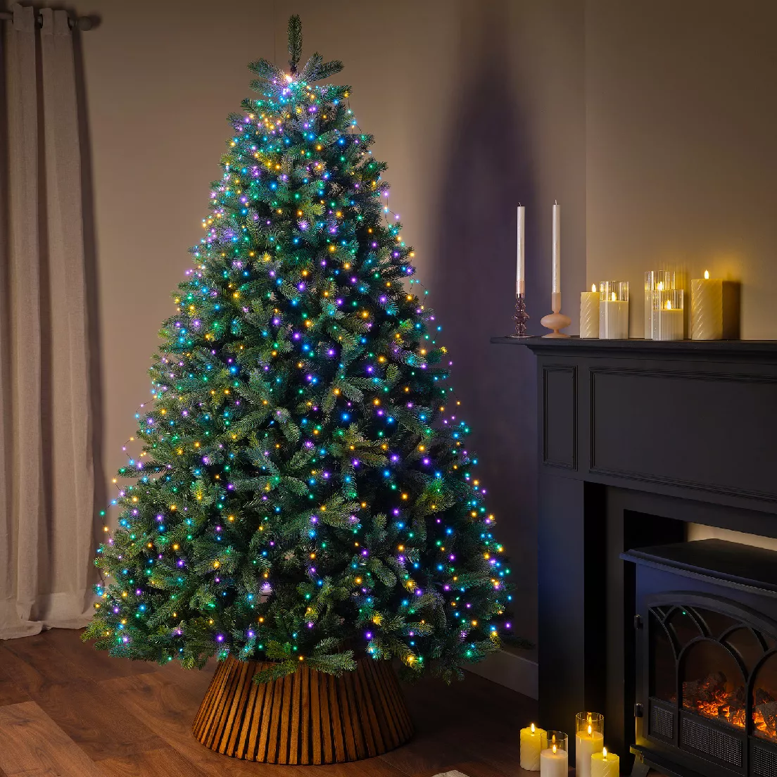 Guirlande rideau pour sapin H2,10m 672 Micro LED câble vert Multicolore pastel