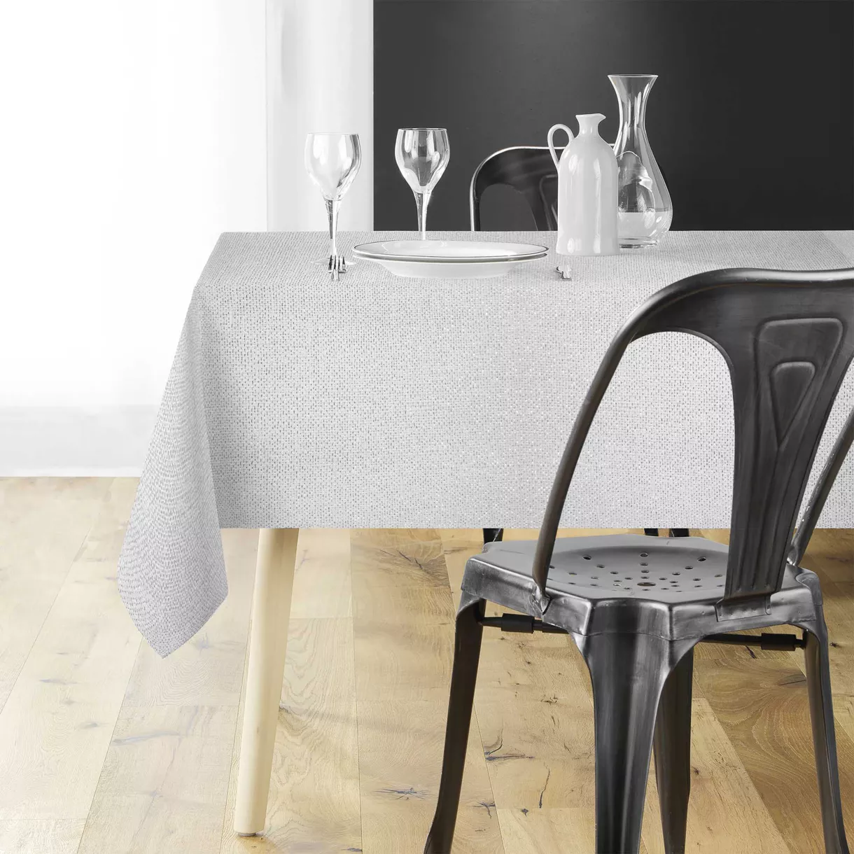 NAPPE RECTANGLE 140 x 300 CM POLYESTER UNI+FILS METALLISES STRASS ARGENT