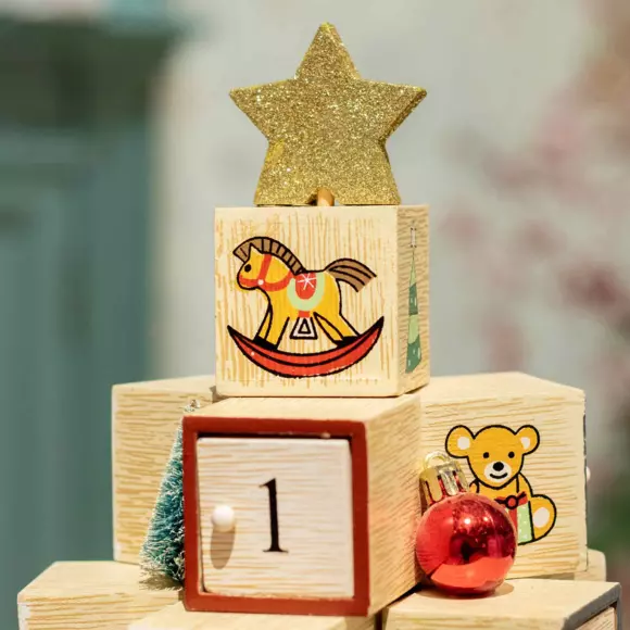 Calendrier de l'Avent Sapin multicolore 2