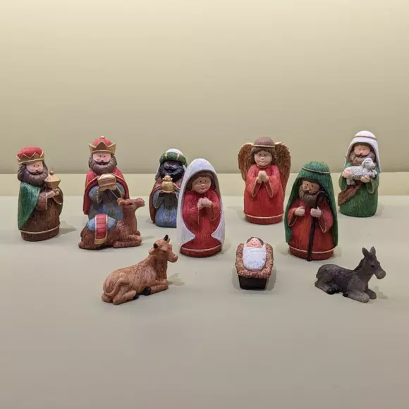 Les 11 santons de Gustave