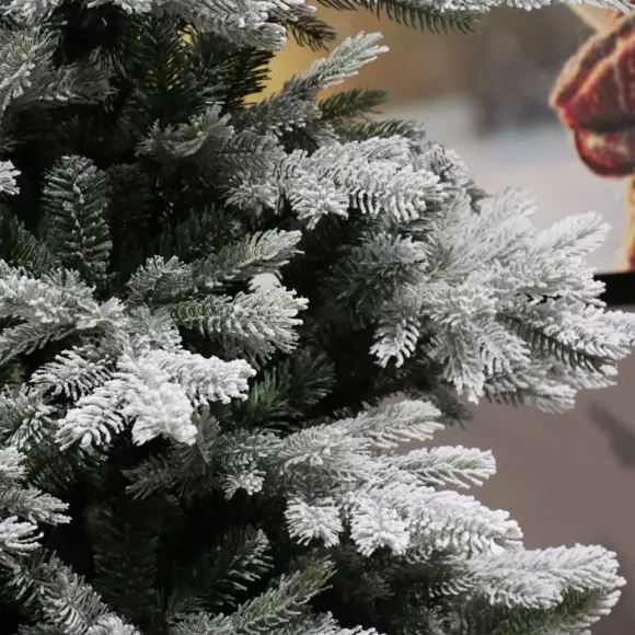 Künstlicher Weihnachtsbaum Glorious H240 cm Grün verschneit 3