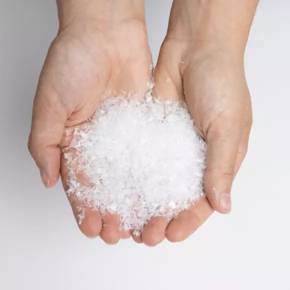 Bolsita de nieve artificial fina 350 gr 2