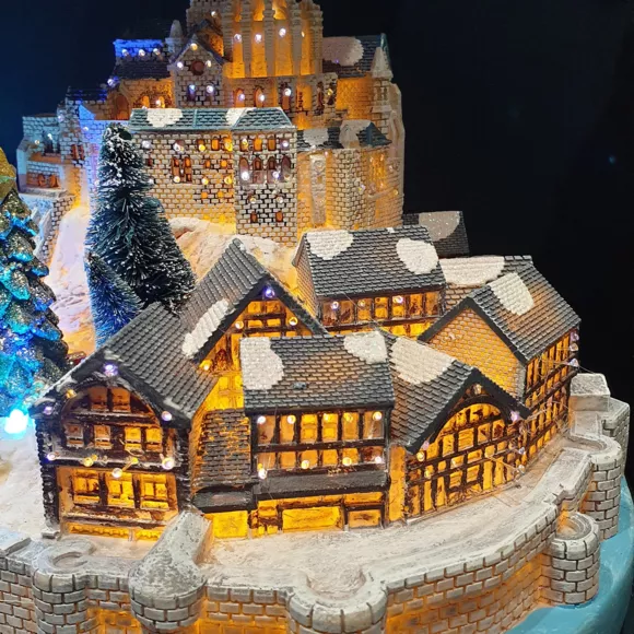 Village de Noël lumineux et musical à piles Mont Saint Michel