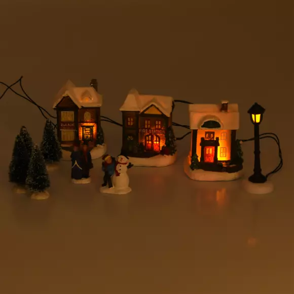 Conjunto completo pueblo iluminado a pilas Oslo 3