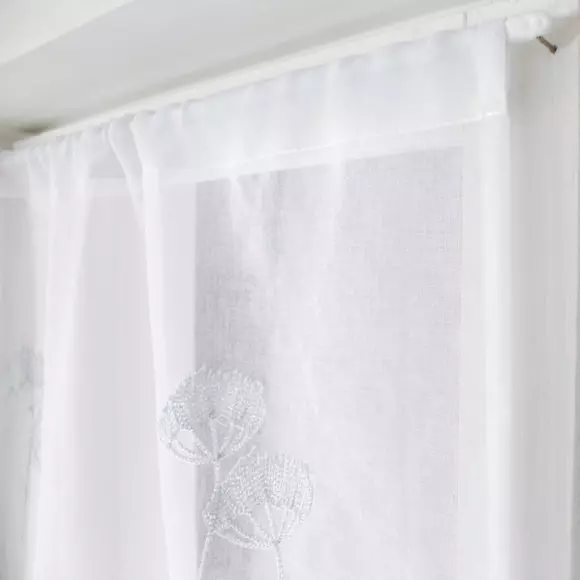 Par de visillos bordados (60 x 160 cm) Cosmos Blanco 2
