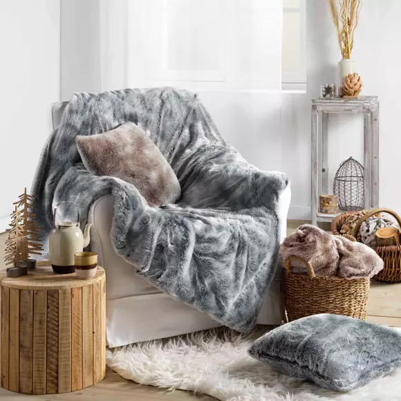 Housse de coussin carrée fausse fourrure (40 cm) Antartic Chocolat 2