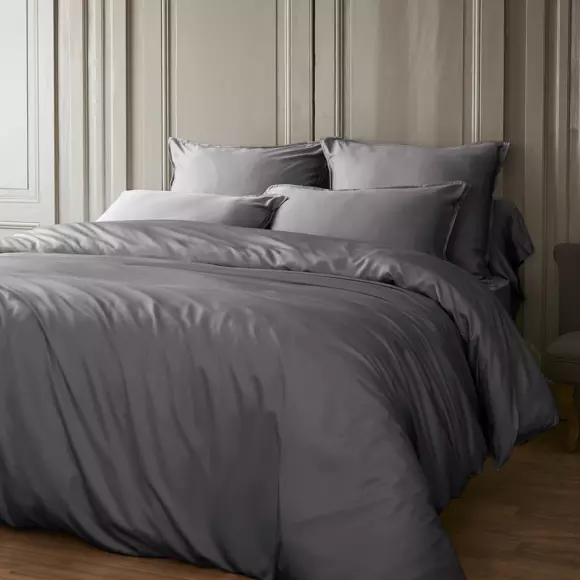 Funda de almohada rectangular en satén de bambú (70 cm) Salomé Gris granito