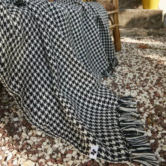 Plaid canapé matière recyclée (220 cm) Gaspard Noir