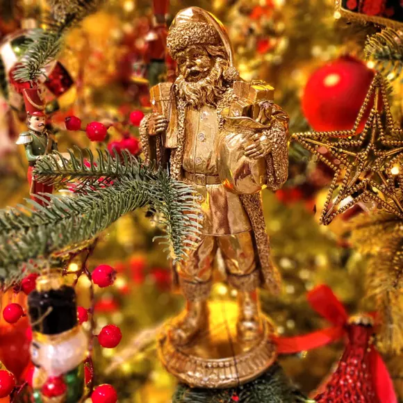 Kerstman Luigi H18 cm 2