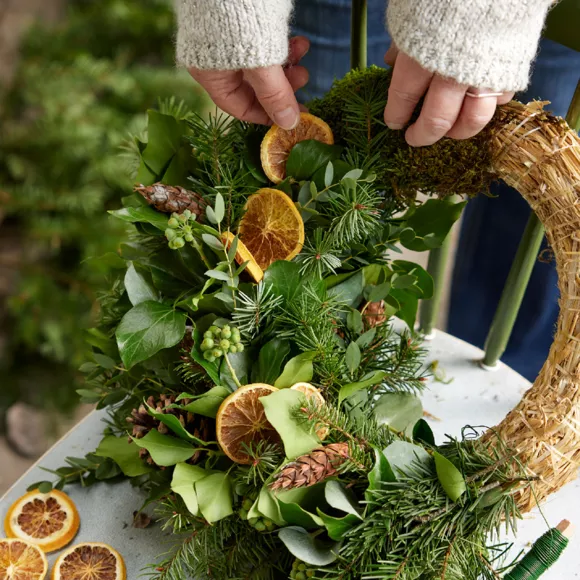 Corona di Natale da decorare 25 cm