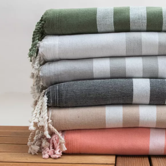 Fouta en algodón reciclado con forro absorvente (100 x 200 cm) Coralia Verde kaki