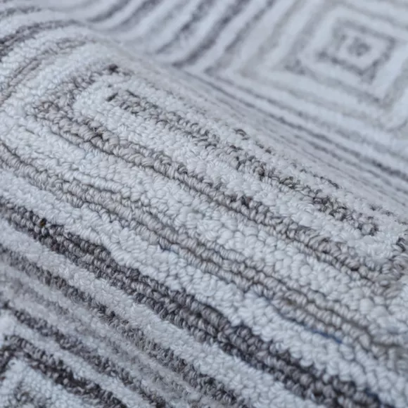 Alfombra rectangular de salón de material reciclado tuftada (140 x 200 cm) Shelton Gris