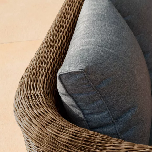 Gartensessel geflochtenes Polyrattan Calvi Sepiabraun und Dunkelgrau
