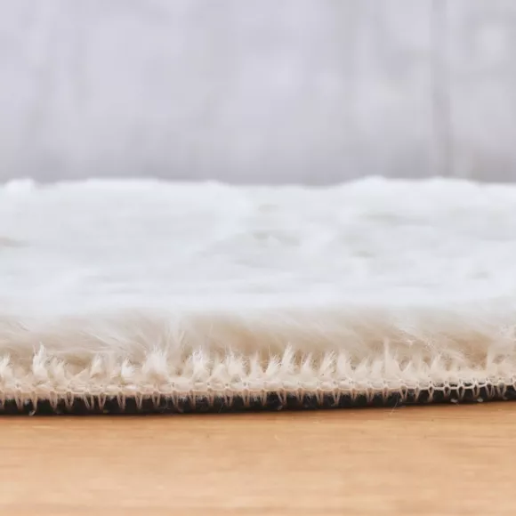 Rechteckiger Kunstfell-Teppich (140 x 200 cm) Finn Weiß