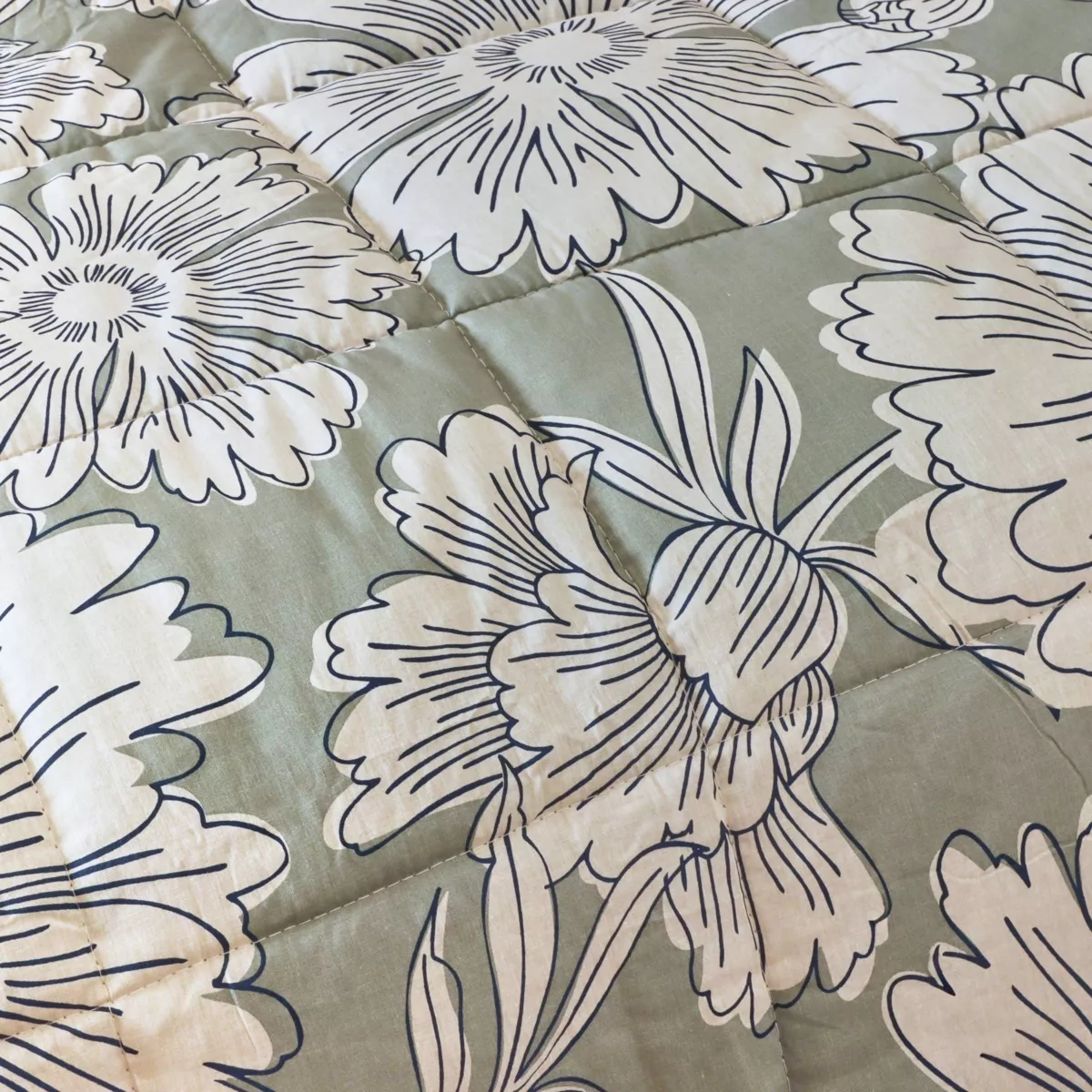 Edredón estampado y dos fundas de almohada de algodón (200 x 200 cm) Lara Verde