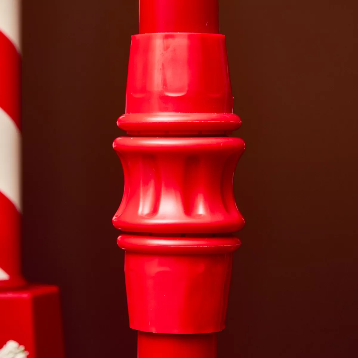 Lampadaire de Noël illuminé et animé 10 LED (H185 cm) Neige tombante Rouge