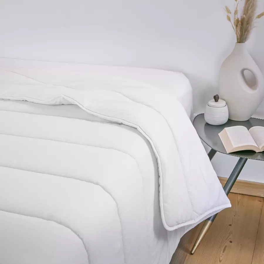 Nórdico templado anti ácaros (260 cm) Celeste Blanco