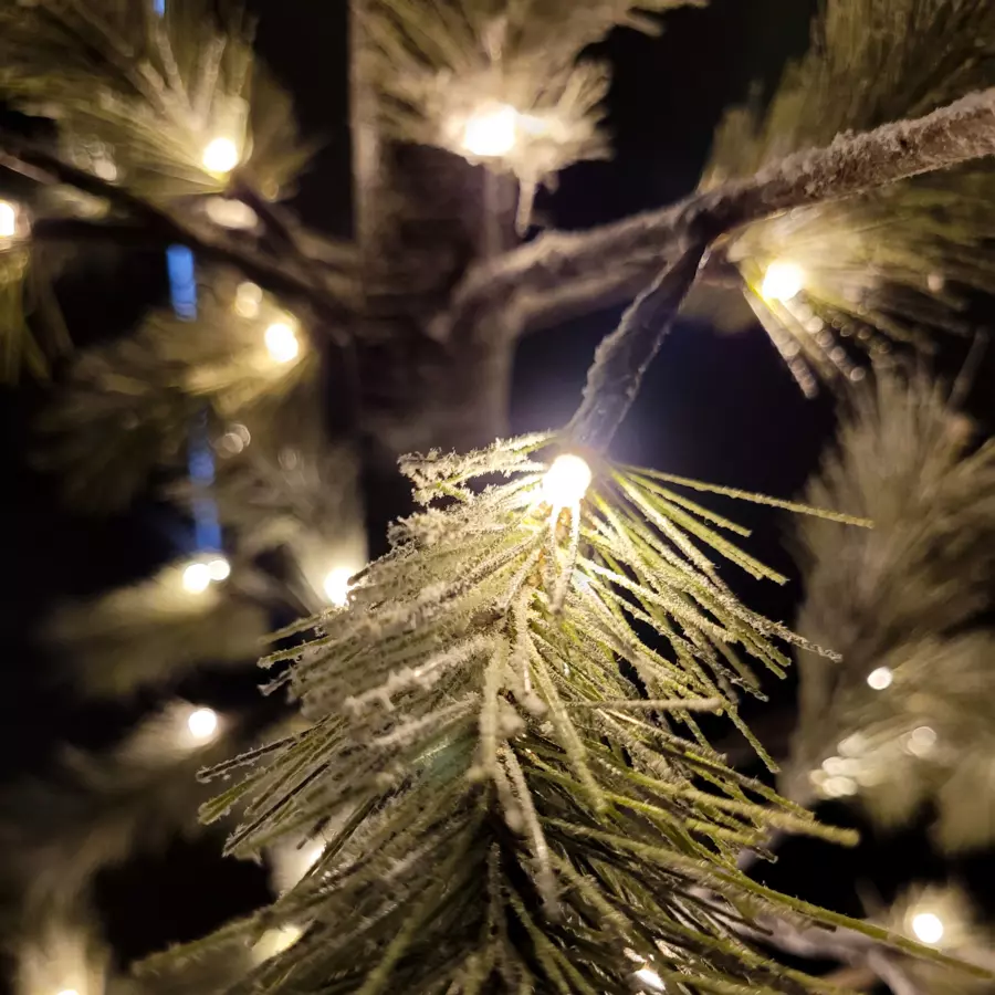 Sapin moderne lumineux Hexy H240  cm Blanc chaud