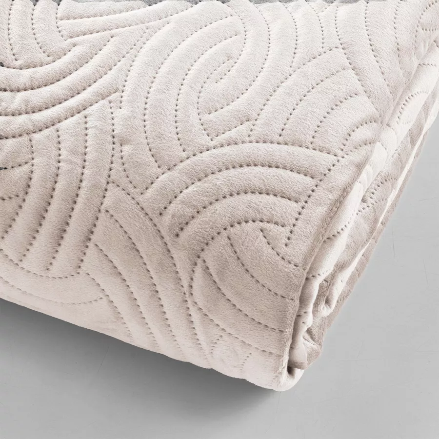 Couvre-lit matelassé et taies d'oreiller velours (240 x 220 cm) Solange Ecru
