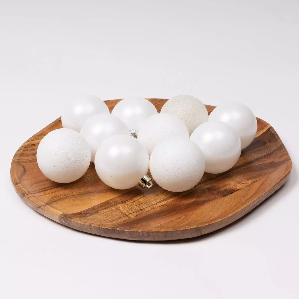 Lot de 30 boules de Noël assorties Alpine Blanc 4