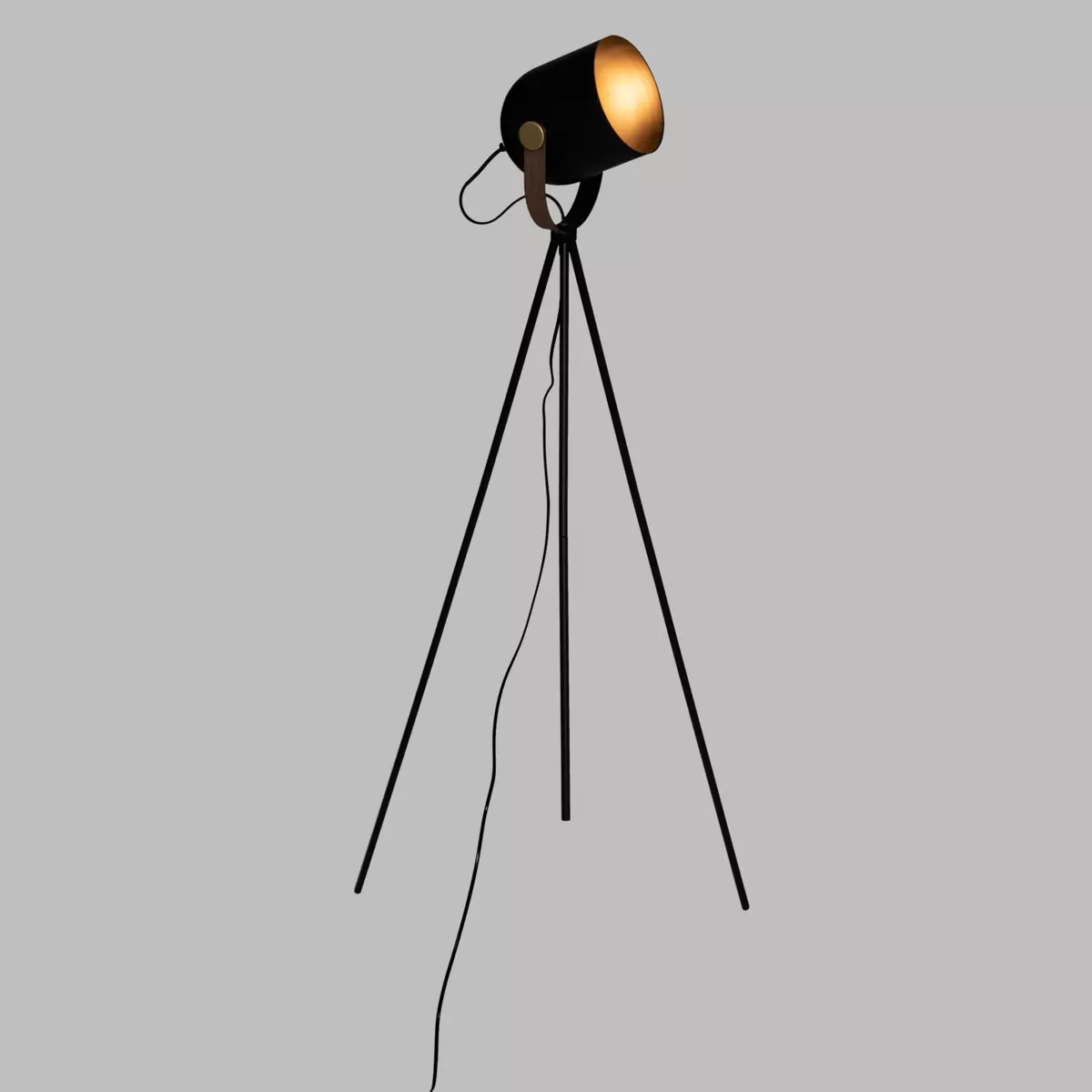 Tripod gulvlampe (H136 cm) Bil Sort