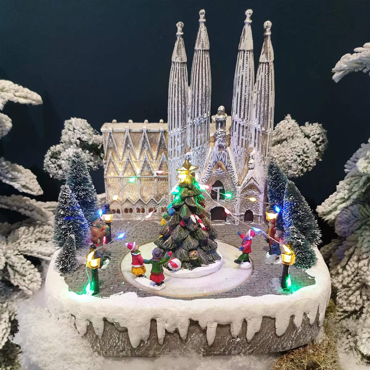 Scena di vita illuminata e musicale Barcellona 5