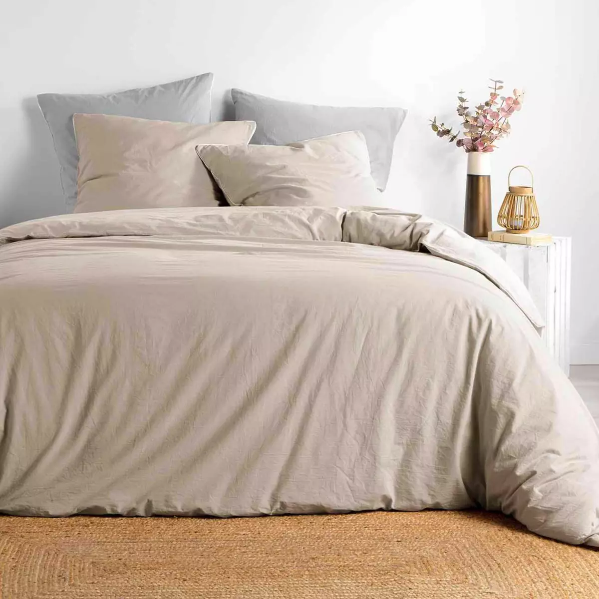 Housse de couette et deux taies coton lavé (240 cm) Linette Beige 1
