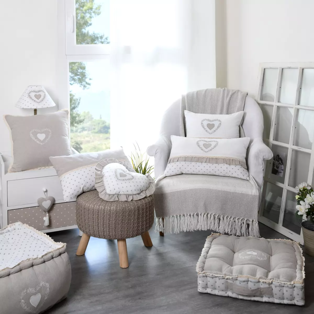 Coussin de sol grande hauteur (H30 cm) Berenice Beige 2