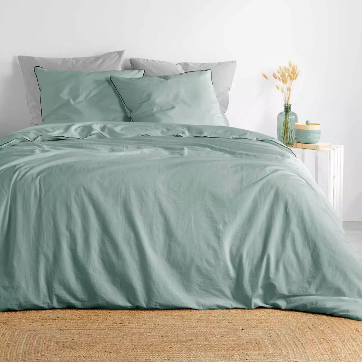 Housse de couette et deux taies coton lavé (260 cm) Linette Vert sauge 1