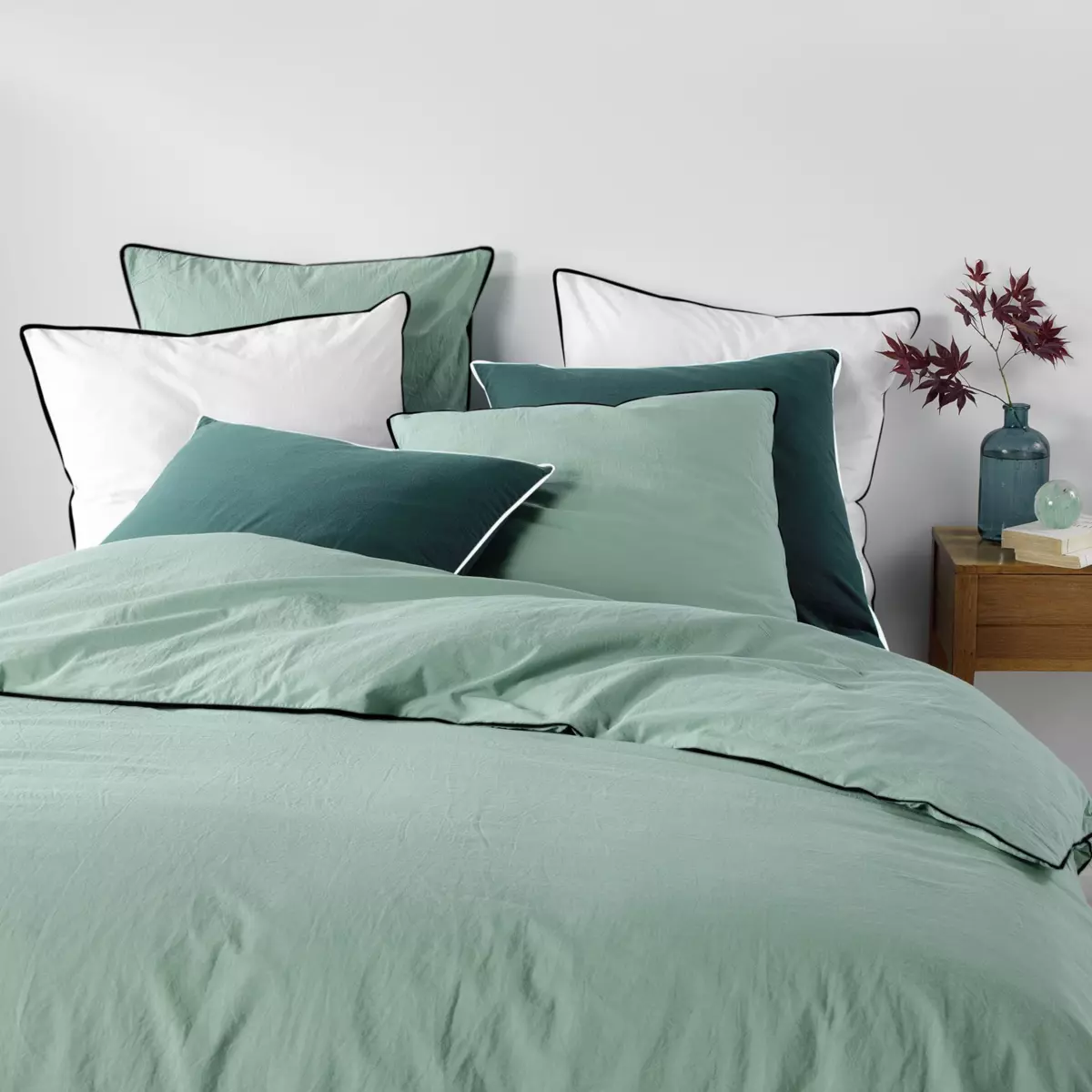 Housse de couette et deux taies coton lavé (260 cm) Linette Vert sauge 2