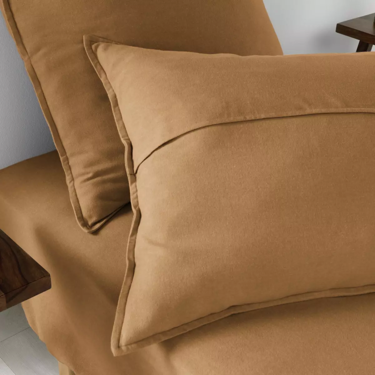 Taie d'oreiller carrée flanelle de coton (63 cm) Théa Camel 5